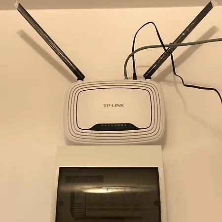 Turquoise Studio Apartment *